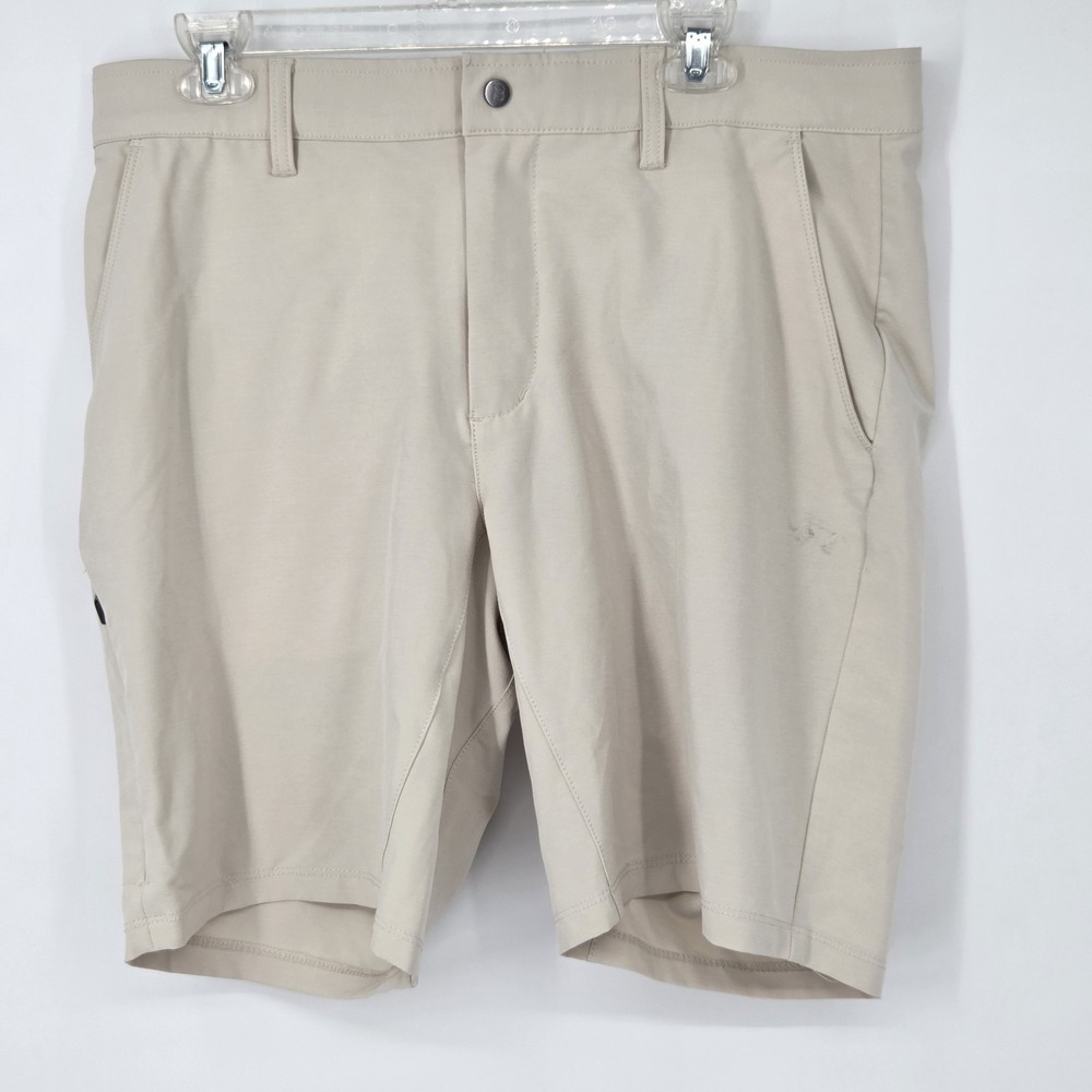 BYLT Premium Basics Shorts Mens 34 Beige Kinetic Stretch 9" Performance READ